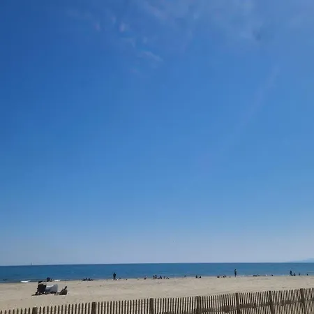 T2 Avec Grand Jardin, Parking Et Garage, A Deux Pas De La * Canet-en-Roussillon
